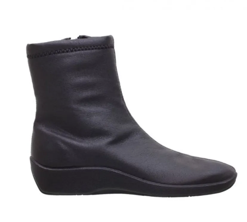 Arcopedico Women L8 ~ Black ~ Caffe