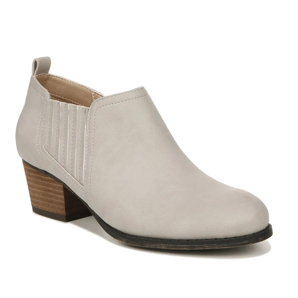 Babe Zippered Round Toe Booties