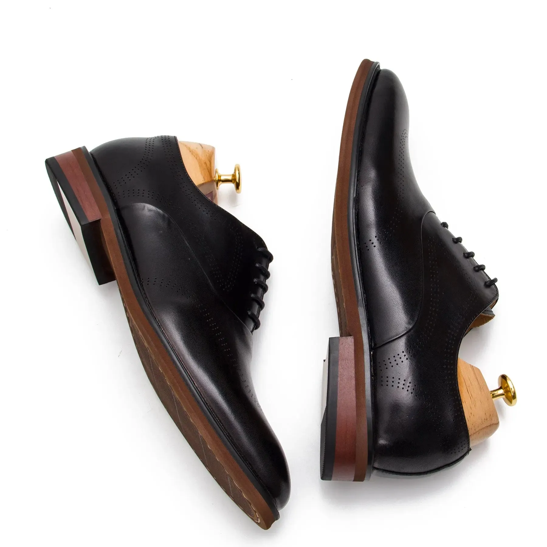 Brown leather oxford shoes