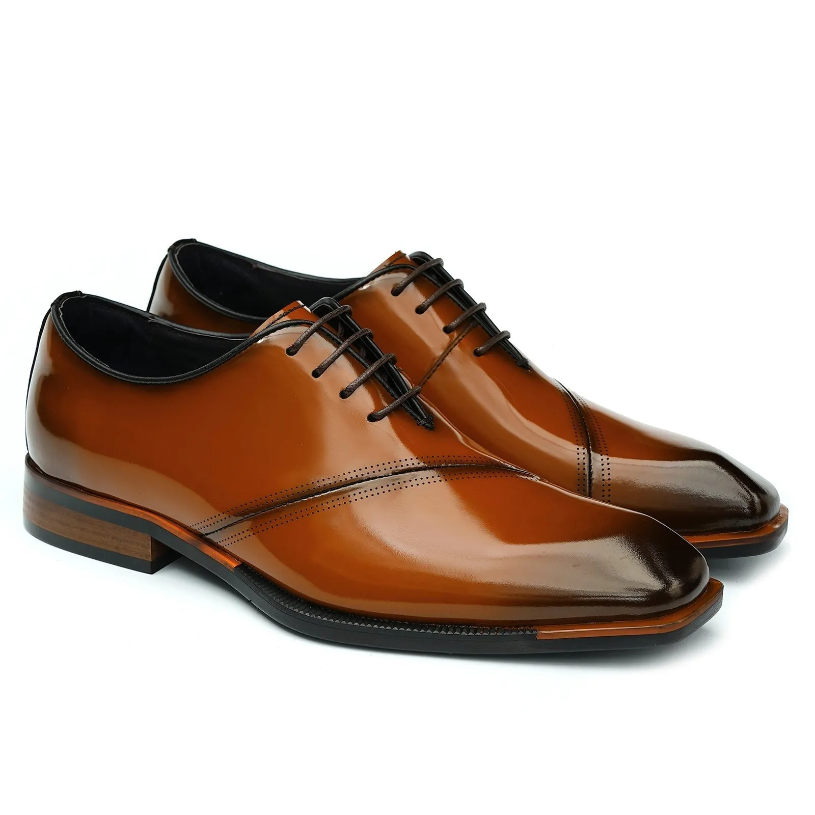 Laser engraved oxford shoes Brown