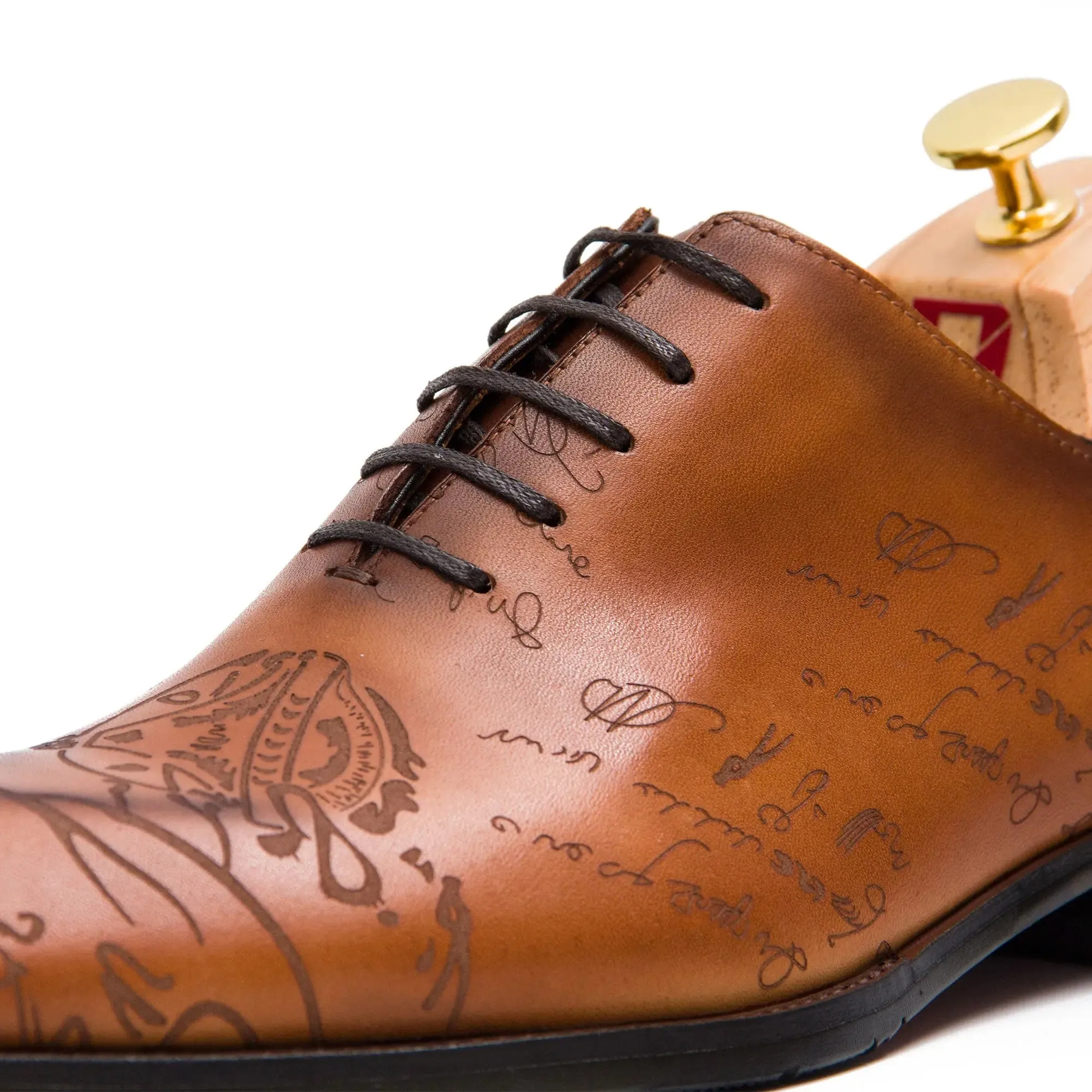 Laser Engraved Oxford Shoes for Men