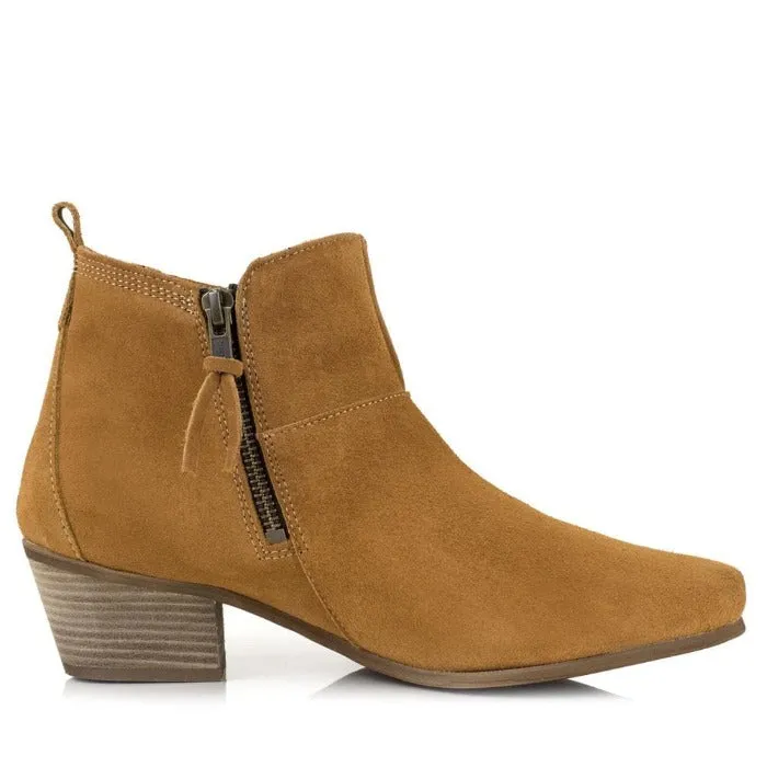 Roxy Suede Boots -Sand